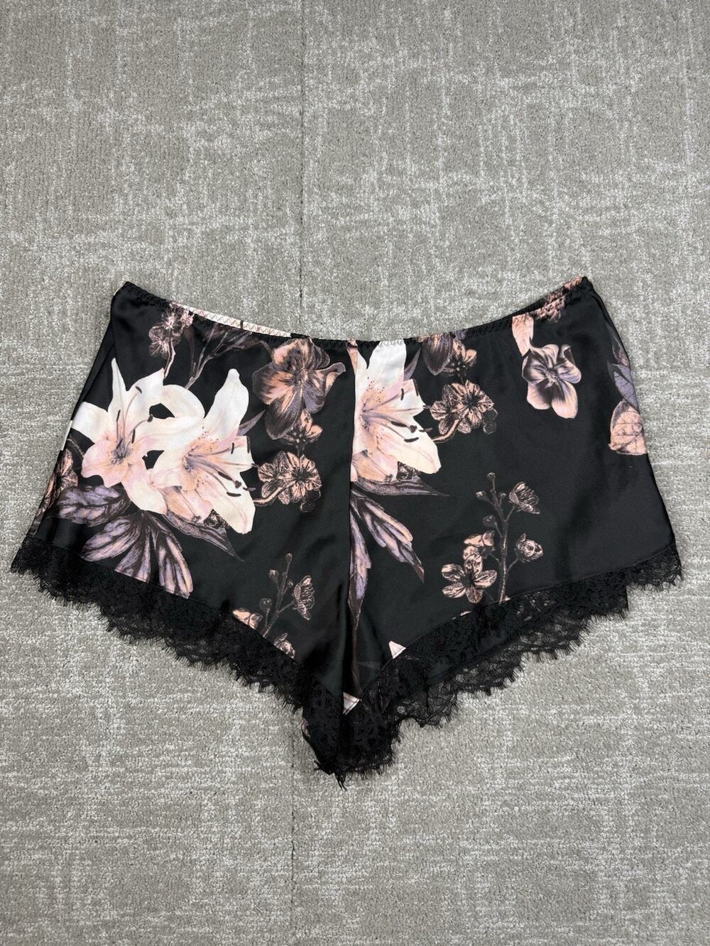 Victoria Secret Floral Lace Trim Lingerie Sleep Short Size Large